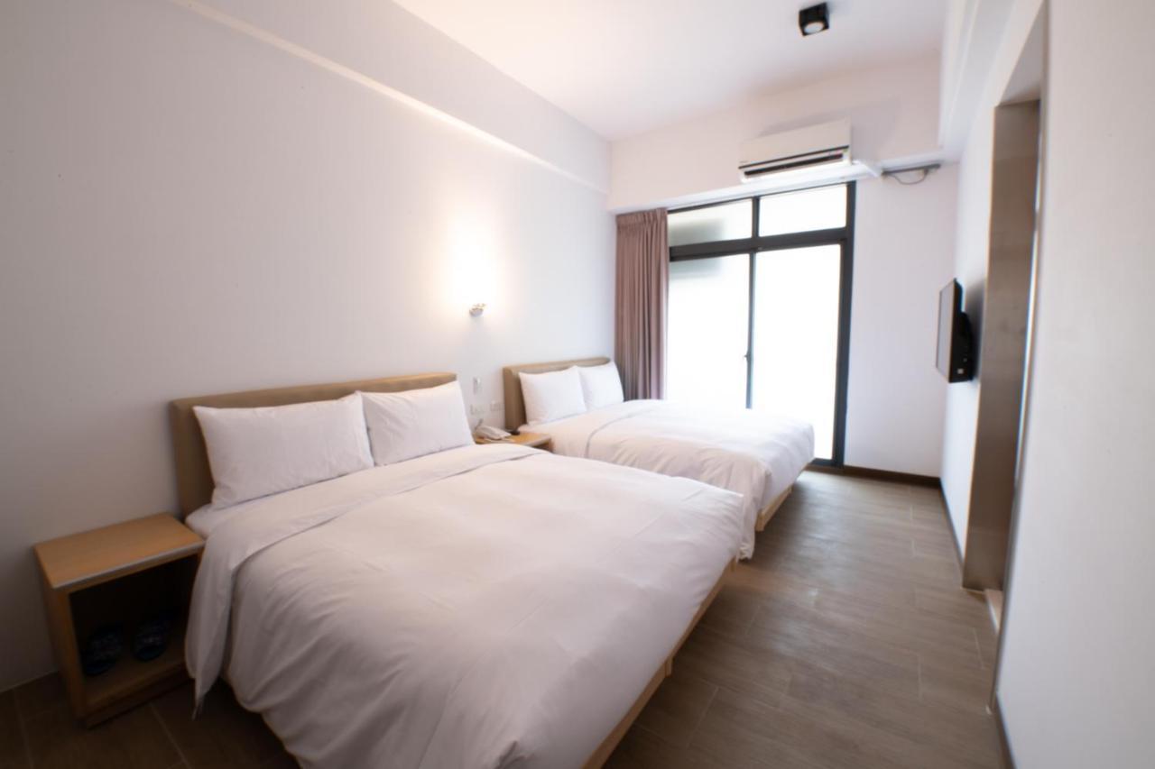 Liann Hotel Taichung Exteriör bild