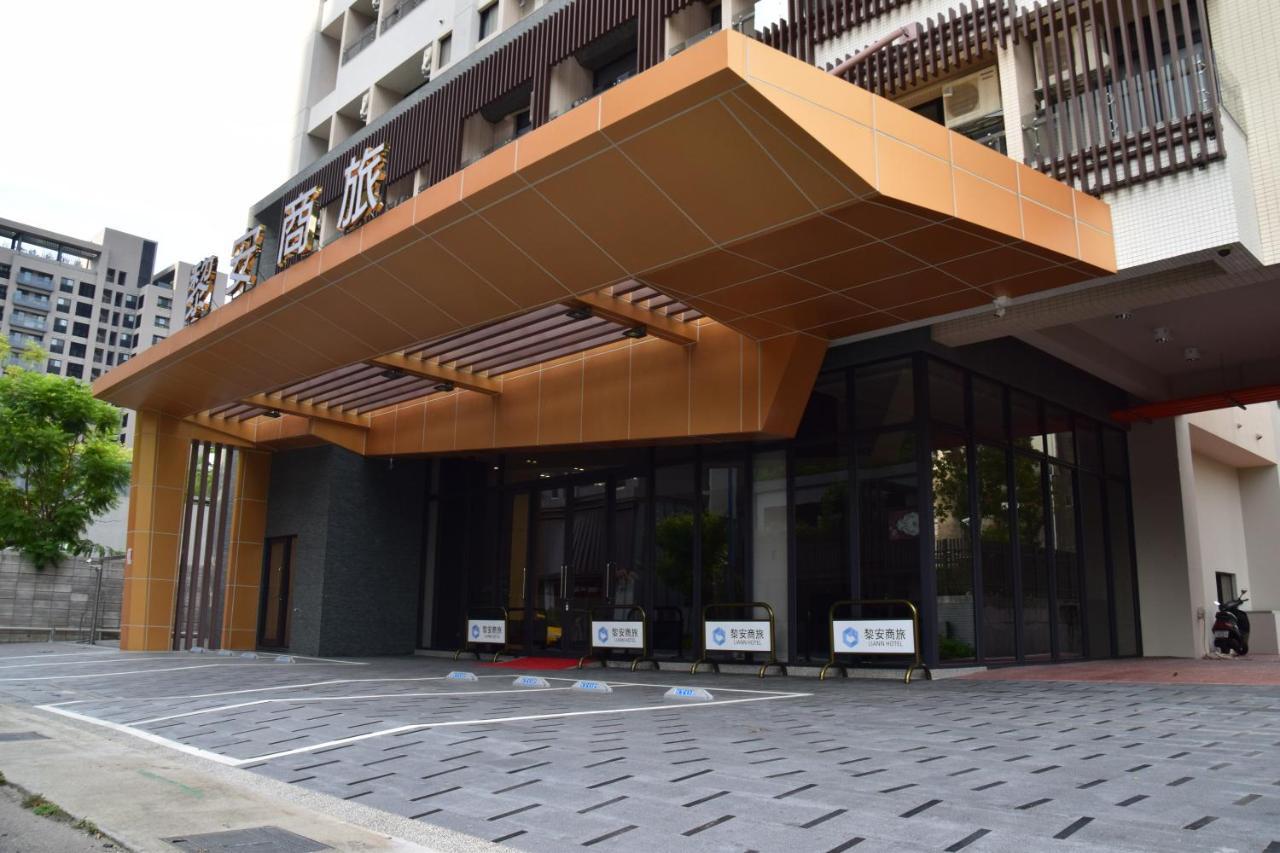 Liann Hotel Taichung Exteriör bild